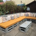 Diy Outdoor Sectional Using Pallets